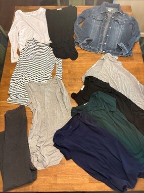 Maternity bundle/lot